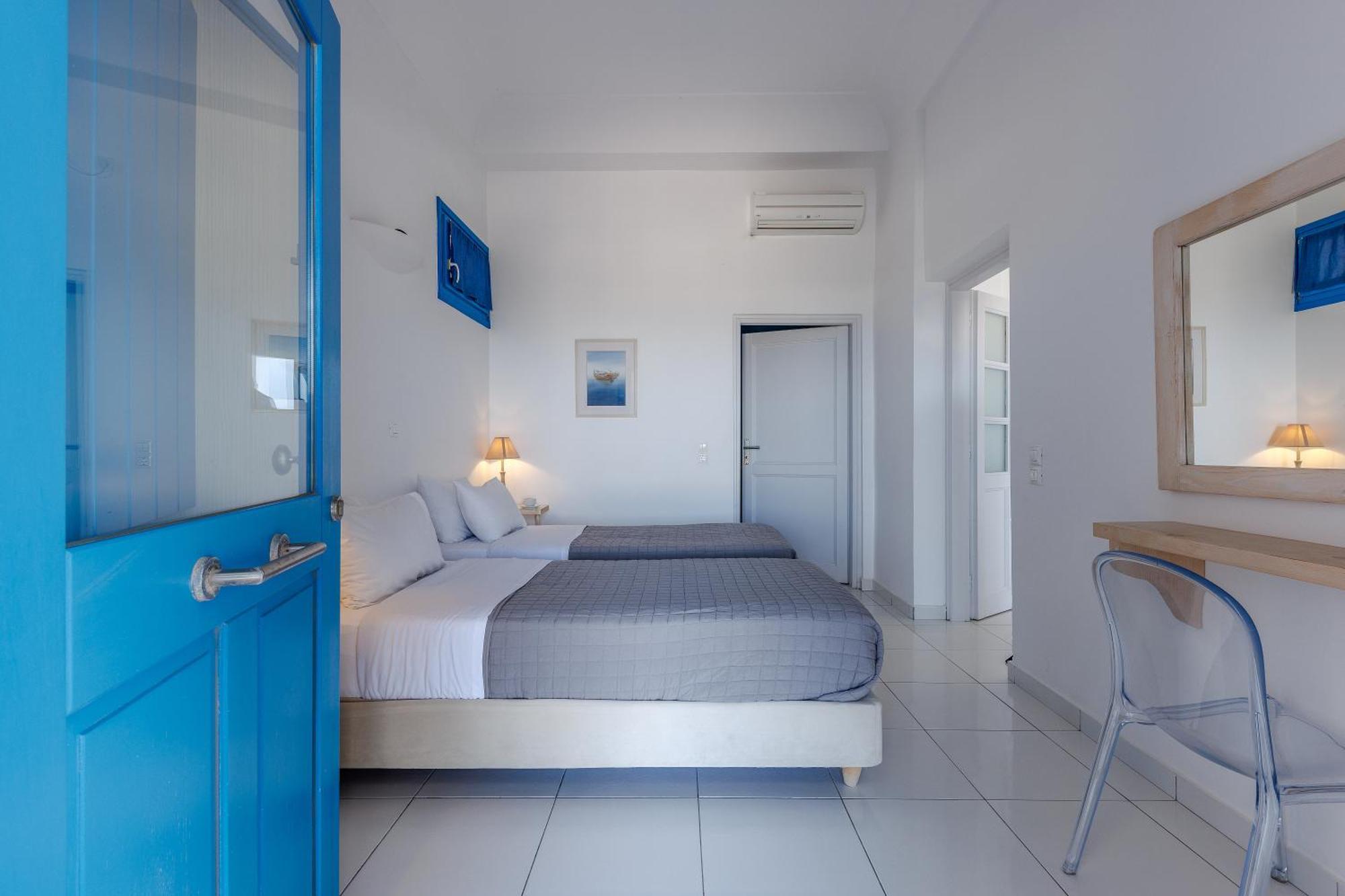 Zatrikion Santorini Villas Pyrgos Kallistis Bilik gambar