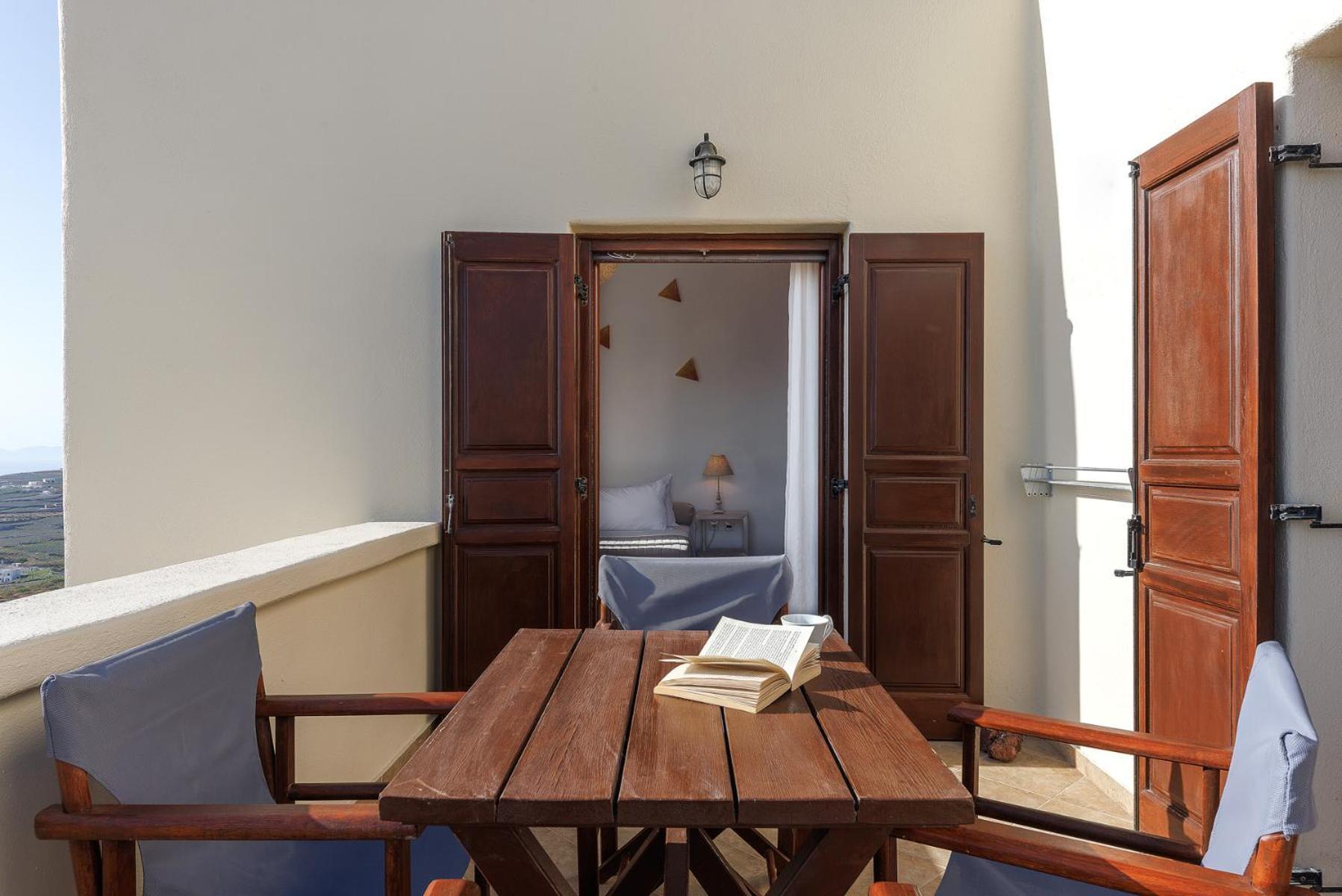Zatrikion Santorini Villas Pyrgos Kallistis Luaran gambar