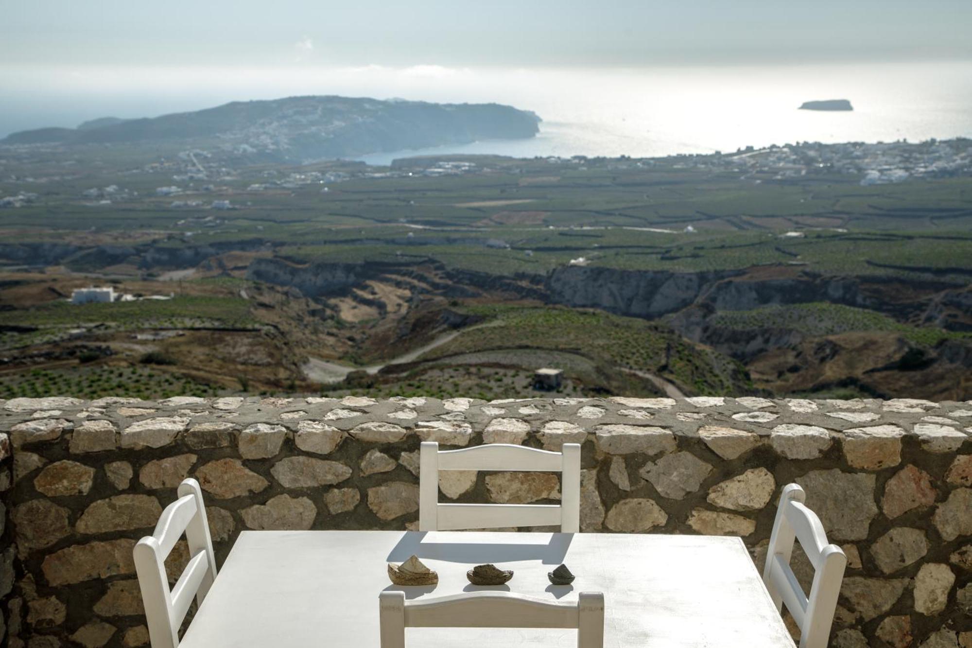 Zatrikion Santorini Villas Pyrgos Kallistis Luaran gambar