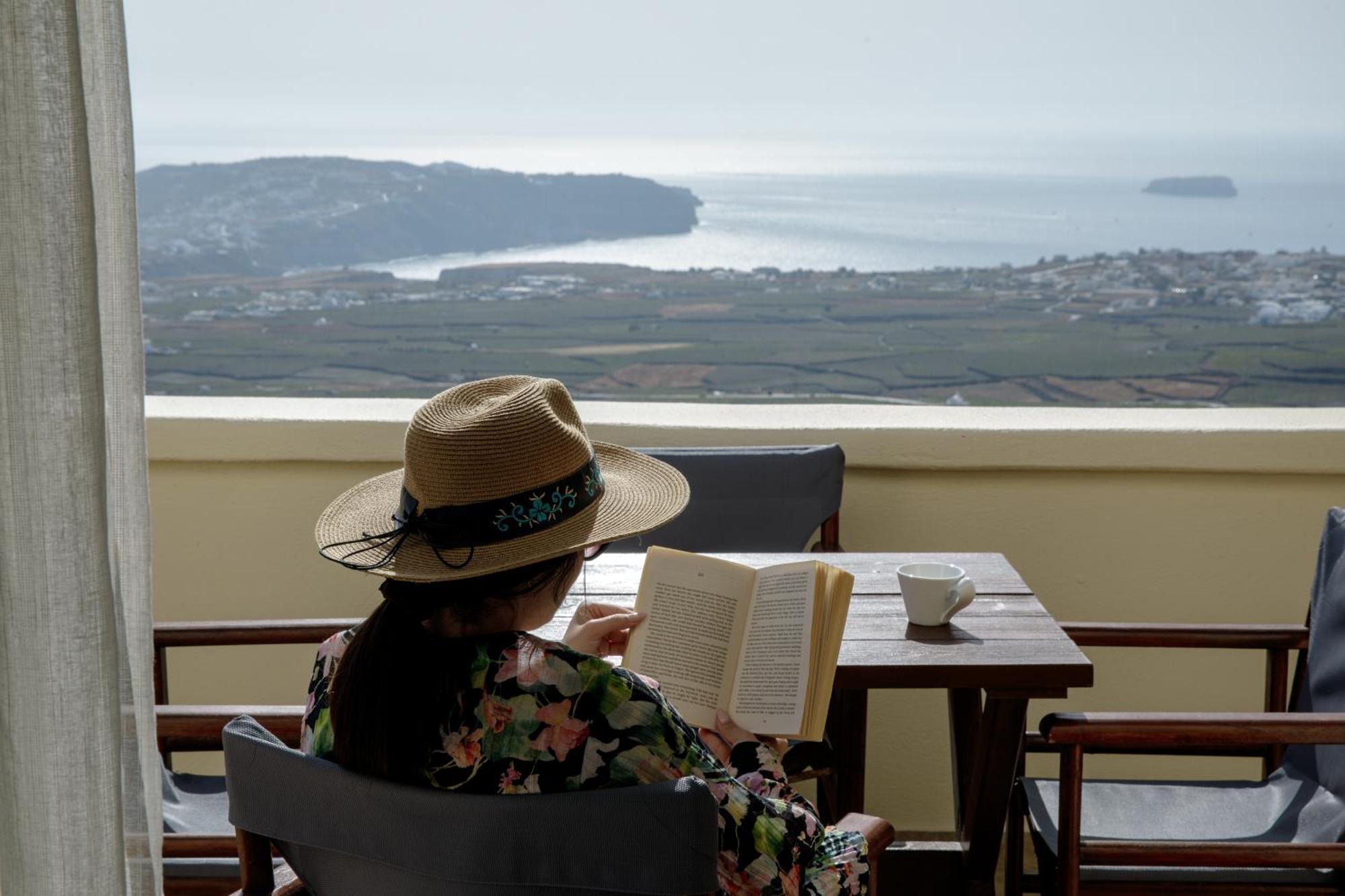 Zatrikion Santorini Villas Pyrgos Kallistis Luaran gambar