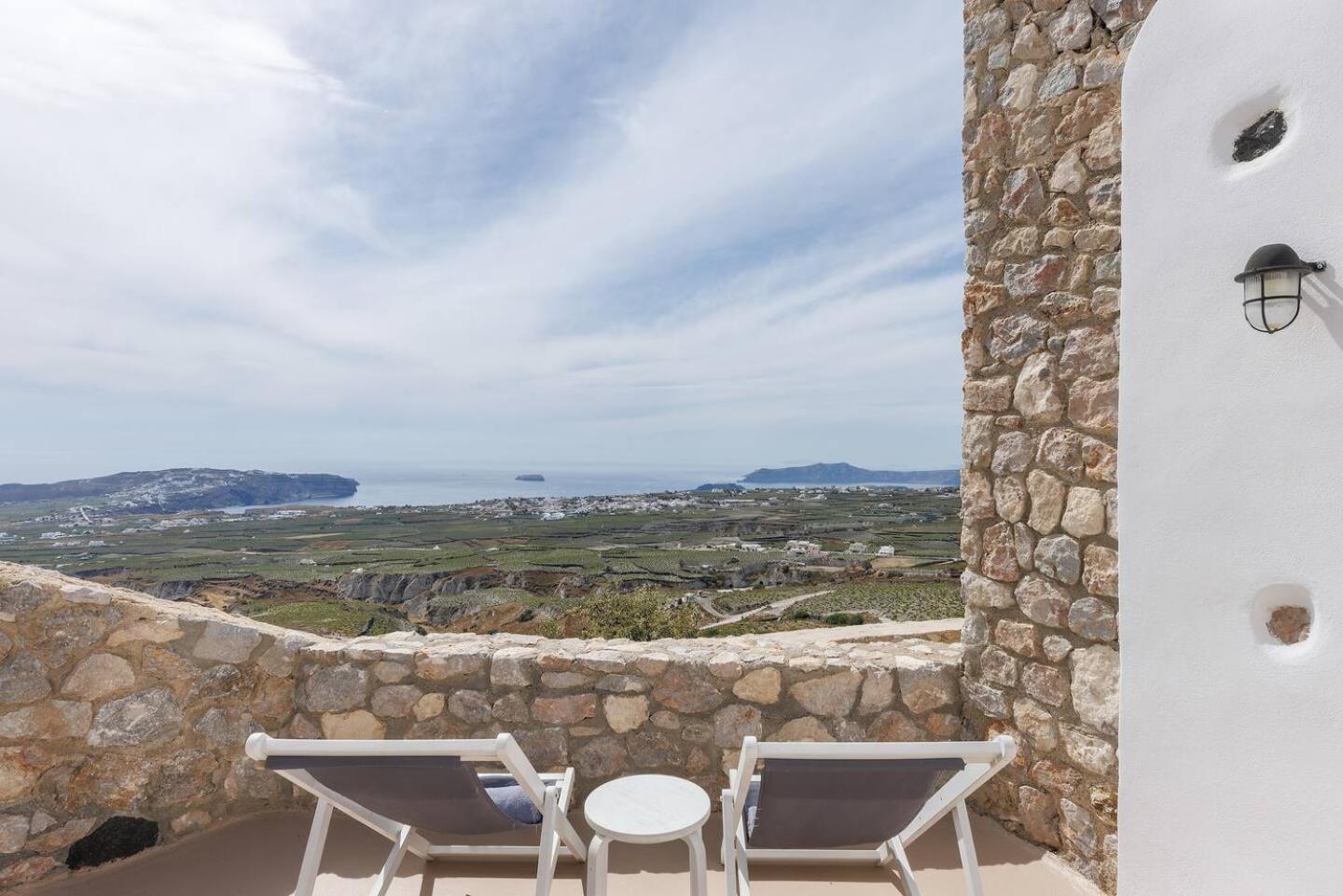Zatrikion Santorini Villas Pyrgos Kallistis Luaran gambar